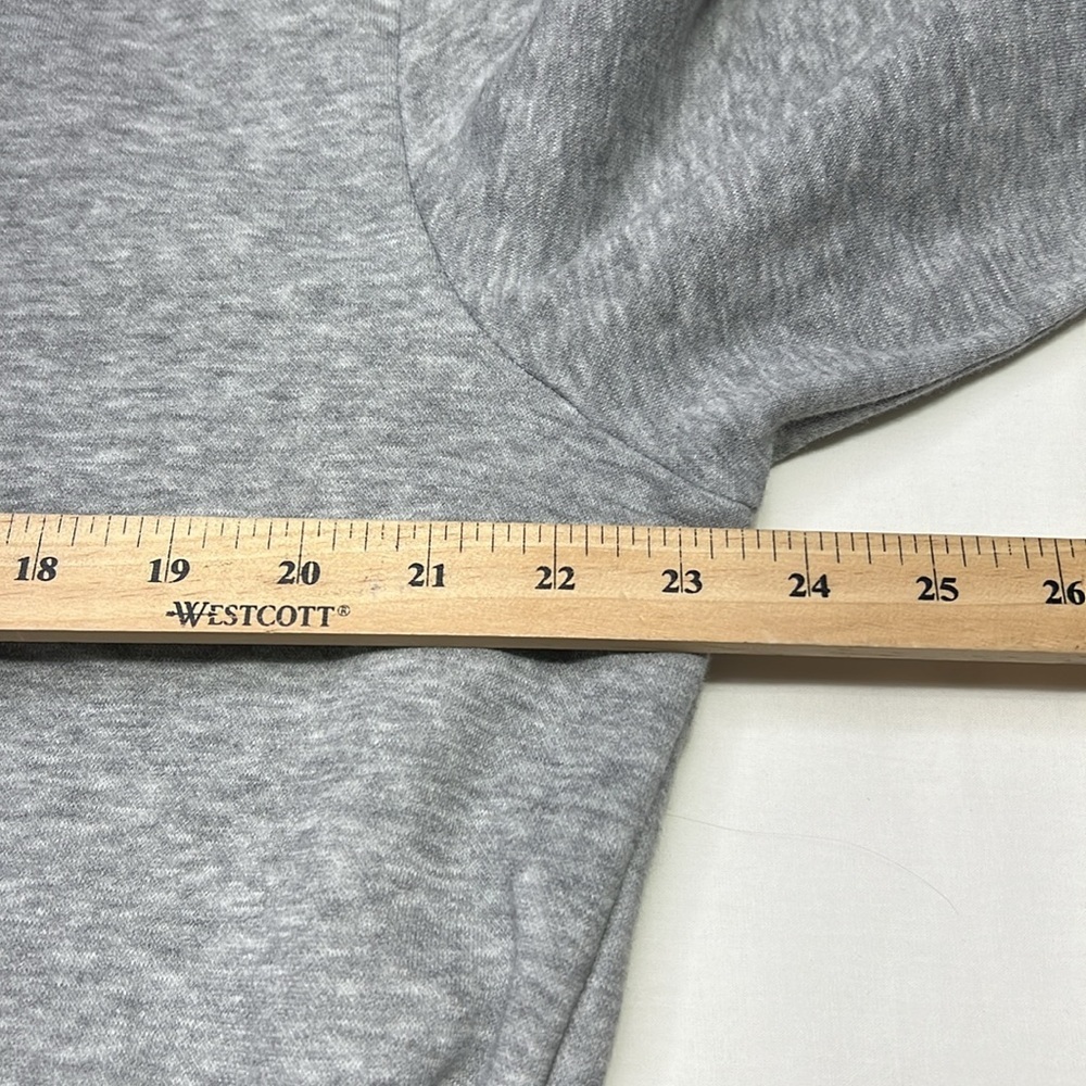 H&M L Oversized Minimalist Crew‎ Neck Sweatshirt - Picture 3 of 4